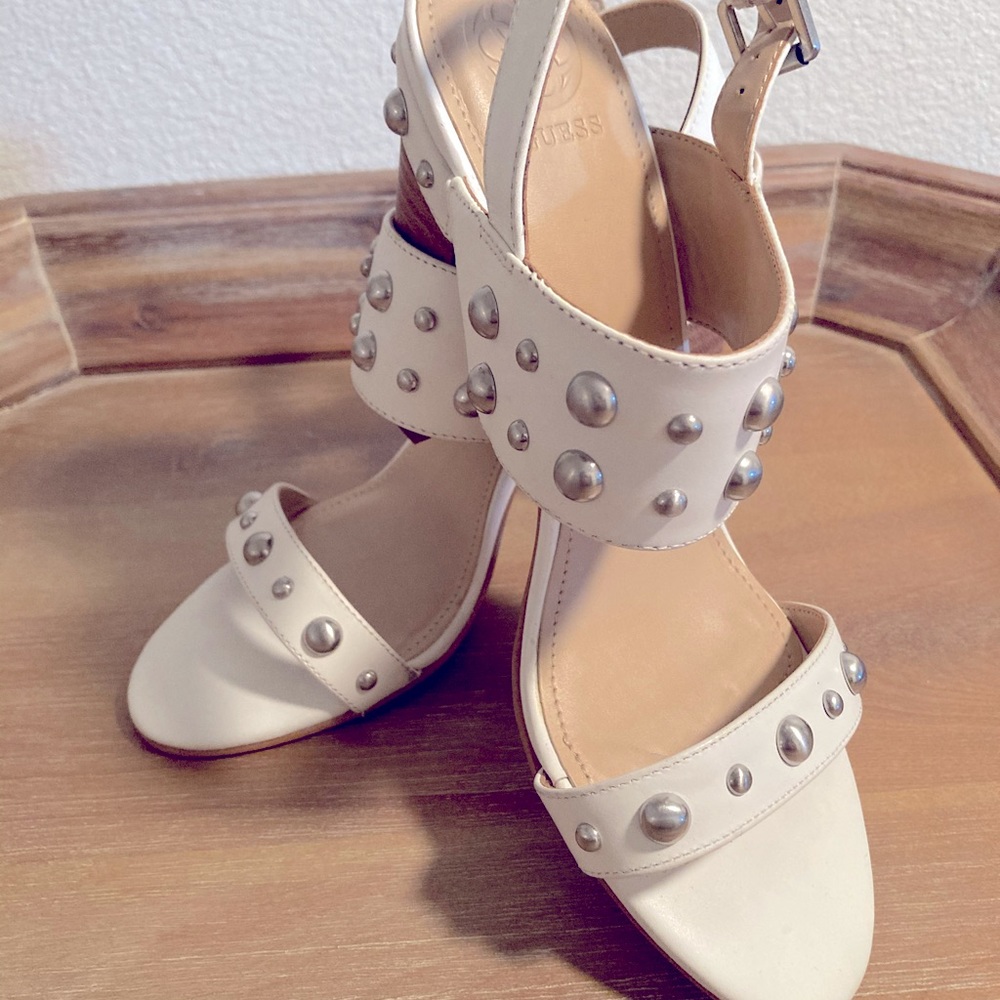 Guess White Studded heels 👠